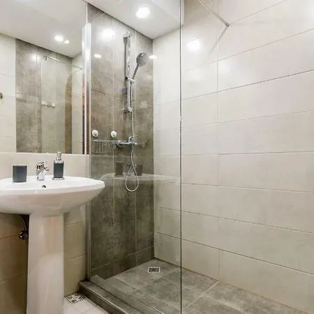 1 Bedroom Near Old City Center Lägenhet Bukarest